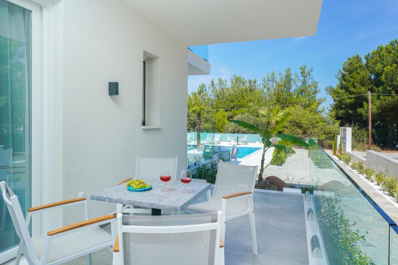 Hotel ASTERA Skala Rachoni  Buitenkant foto
