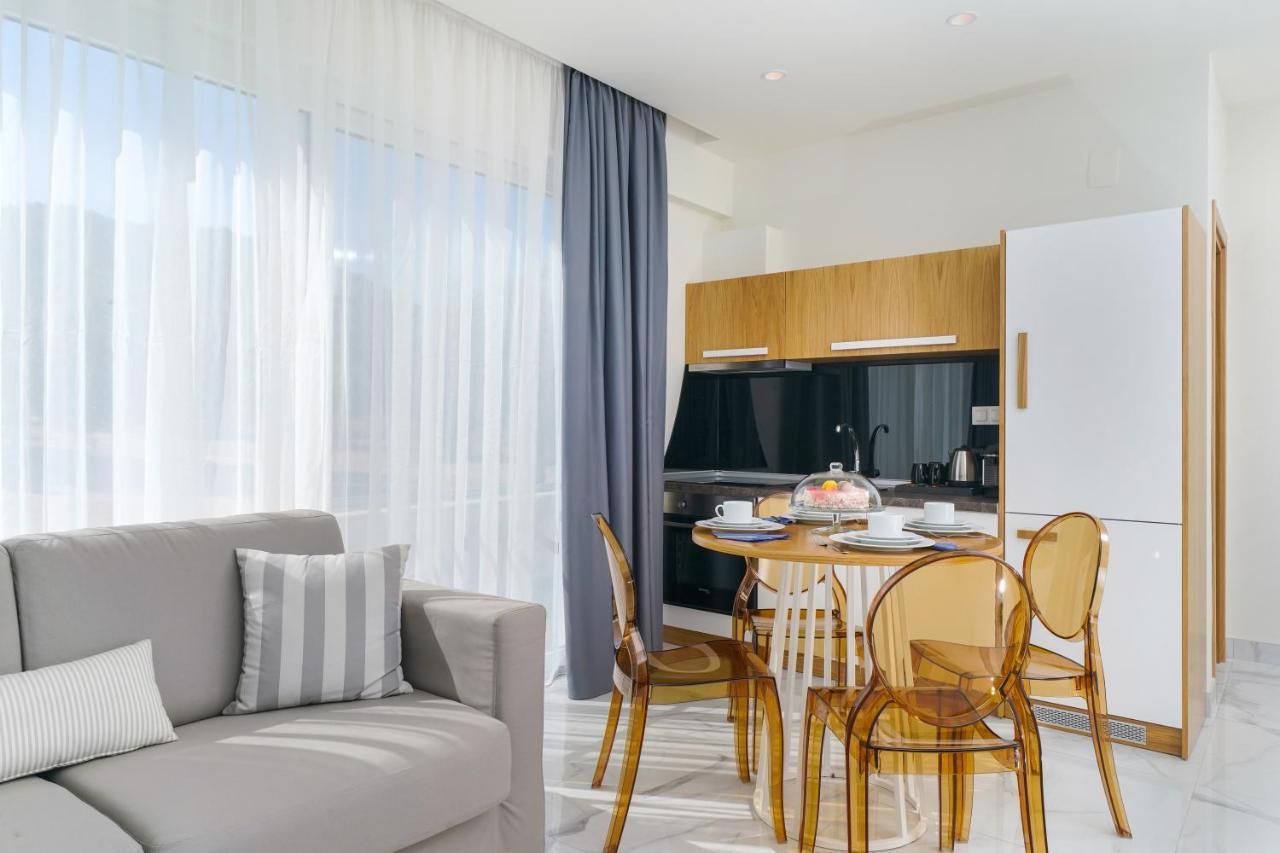 Hotel ASTERA Skala Rachoni  Buitenkant foto
